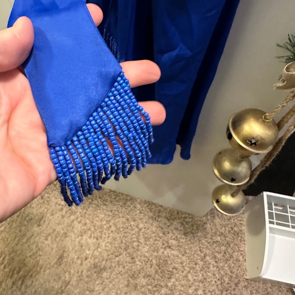 Farm Rio Dress. Long Sleeve. Sz LRG. Blue. Appears new. Beading on Belt. MIDI - Picture 7 of 9